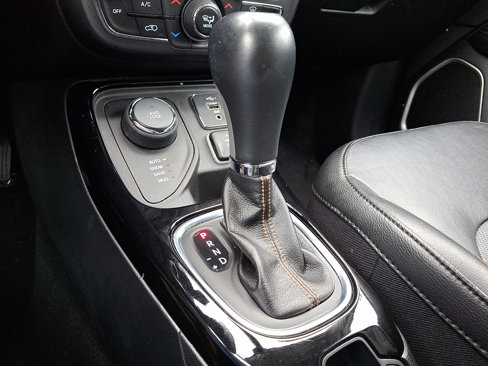 Certified 2019 Jeep Compass Limited image 14