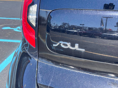 Used 2016 Kia Soul EV image 26