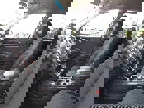Used 2019 Kia Sorento L image 12
