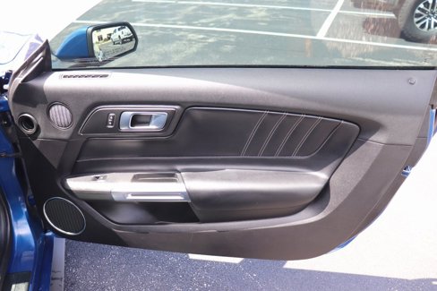 Used 2022 Ford Mustang Premium image 14