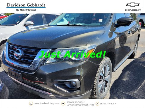 Used 2017 Nissan Pathfinder SL image 1