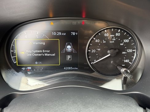 Used 2023 Nissan Kicks SR w/ SR Premium Package image 16