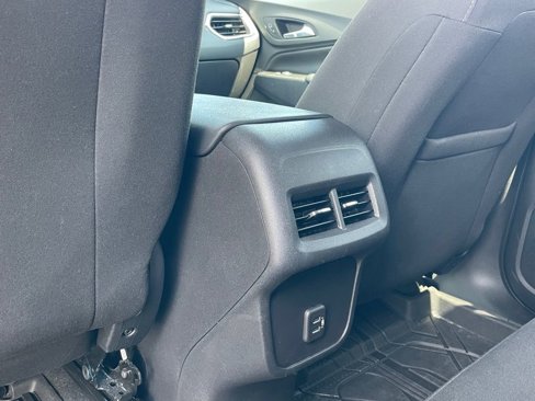 Used 2022 Chevrolet Equinox LT image 23