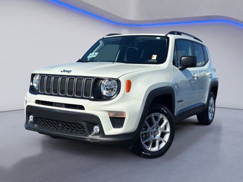 Used 2022 Jeep Renegade Latitude image 2