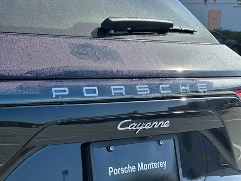 Used 2021 Porsche Cayenne image 29