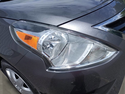 Used 2016 Nissan Versa S Plus image 10