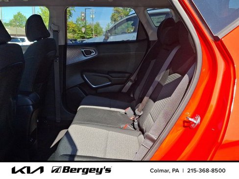 Used 2023 Kia Soul EX image 10