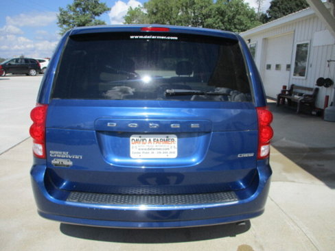 Used 2011 Dodge Grand Caravan Crew w/ Entertainment Group 1 image 5