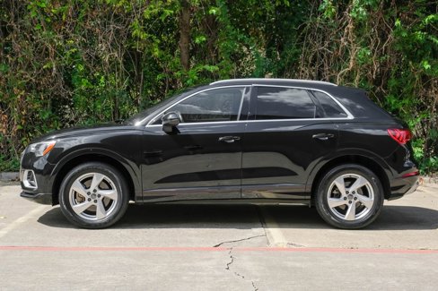 Used 2020 Audi Q3 2.0T Premium image 16