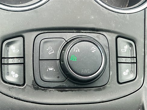 Used 2024 GMC Terrain SLT image 22