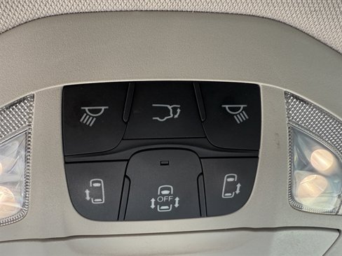 Used 2017 Chrysler Pacifica Touring-L w/ Tire & Wheel Group image 36