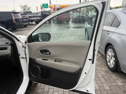 Used 2016 Honda HR-V EX-L image 34