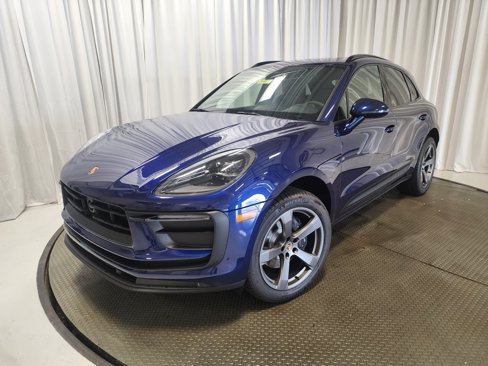 New 2025 Porsche Macan image 1