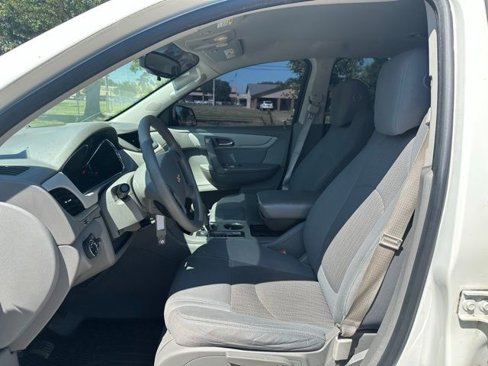 Used 2013 Chevrolet Traverse LS image 14