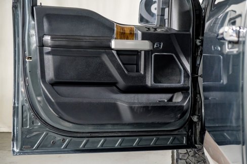 Used 2018 Ford F150 Lariat w/ Equipment Group 502A Luxury image 34