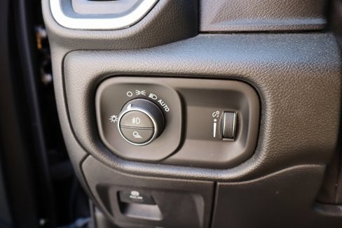 Used 2020 RAM 1500 Big Horn image 12