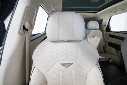 Used 2023 Bentley Bentayga Extended Wheelbase image 58