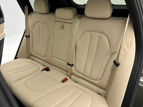 Used 2020 BMW X5 xDrive40i w/ Premium Package image 17