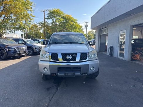 Used 2004 Nissan Titan SE w/ (OF1) SE Off-Road Pkg image 6