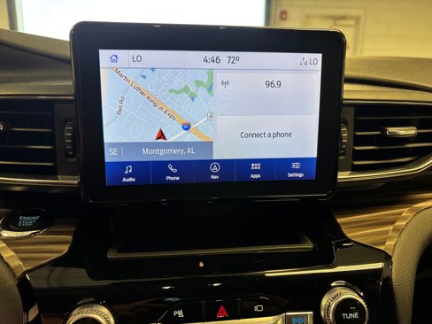 Used 2022 Ford Explorer Limited image 32