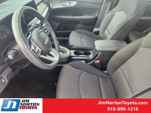 Used 2024 Kia Forte LXS image 15