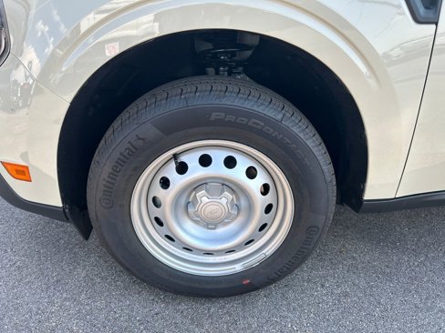 New 2025 Ford Maverick XL w/ Equipment Group 102A image 9