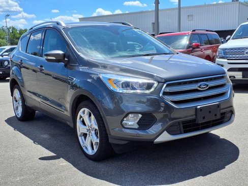 Used 2019 Ford Escape Titanium image 7