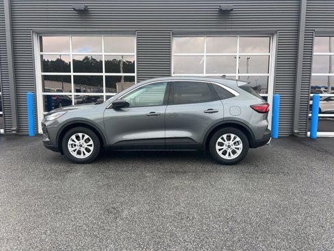 Used 2024 Ford Escape Active image 2