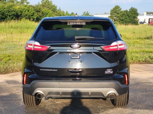 Used 2022 Ford Edge Titanium image 5