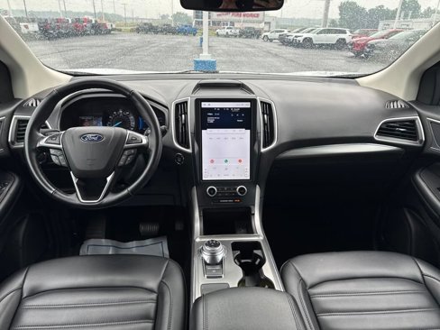 Used 2022 Ford Edge SEL image 12