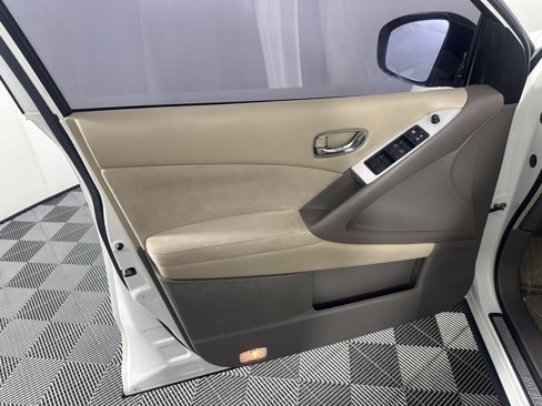 Used 2012 Nissan Murano S image 17
