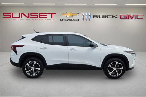 Certified 2024 Chevrolet Trax RS image 8