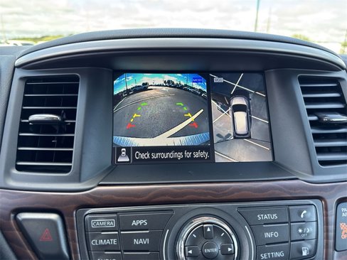 Used 2019 Nissan Pathfinder Platinum image 17