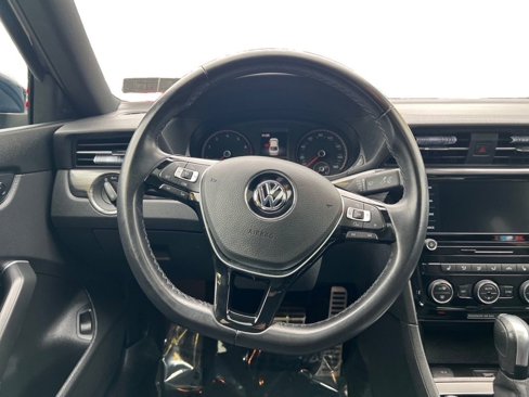 Used 2021 Volkswagen Passat 2.0T R-Line image 14