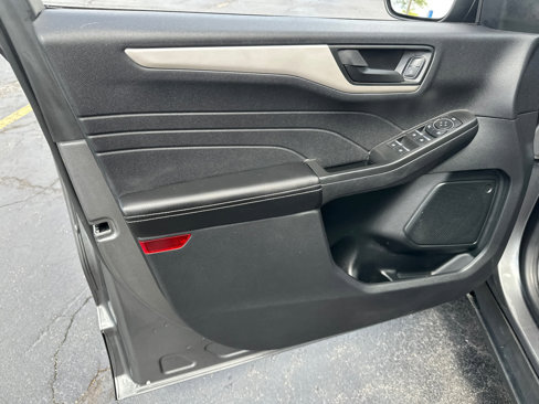 Certified 2022 Ford Escape SE image 30