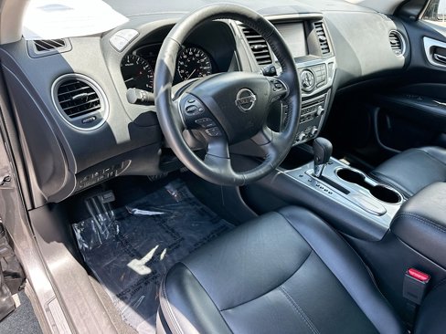 Certified 2020 Nissan Pathfinder SL image 9