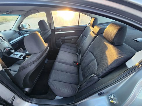 Used 2011 Subaru Legacy 2.5i Premium w/ All-Weather Pkg image 15