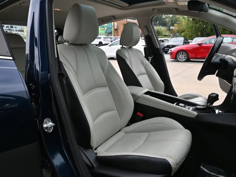 Used 2017 MAZDA MAZDA3 Grand Touring image 24
