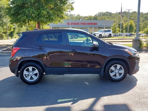 Used 2021 Chevrolet Trax LS w/ Tint and Cruise Package image 25