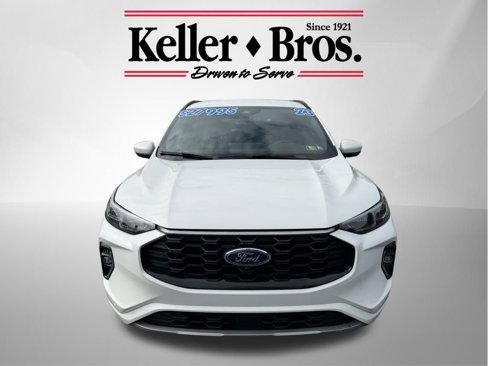 Used 2023 Ford Escape ST-Line Elite image 2