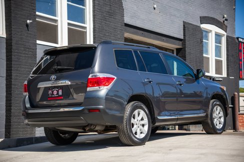 Used 2012 Toyota Highlander SE image 5