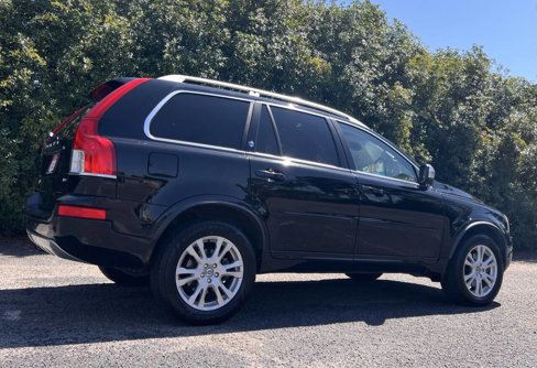 Used 2014 Volvo XC90 3.2 w/ Climate Package image 8
