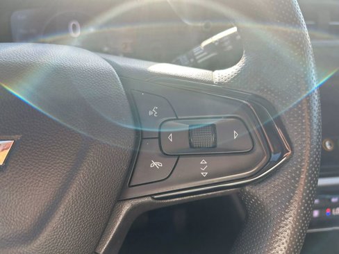 Used 2023 Chevrolet Bolt EUV LT image 39