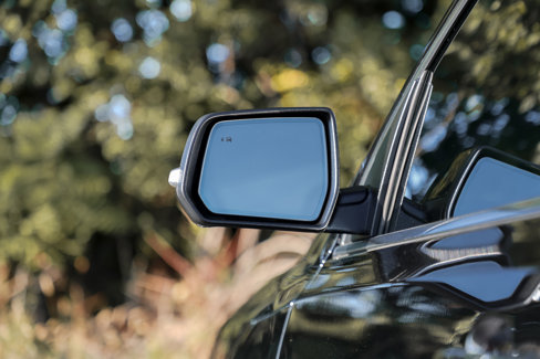 Certified 2023 GMC Acadia Denali w/ Denali Ultimate Package image 8