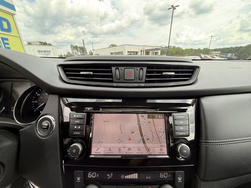 Used 2019 Nissan Rogue SL w/ Premium Package image 27