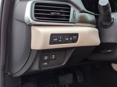 Used 2022 Honda Accord Touring image 26