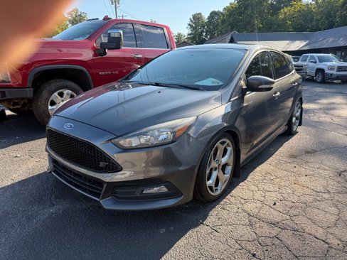 Used 2016 Ford Focus ST image 21