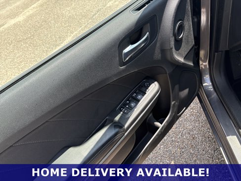 Used 2022 Dodge Charger SXT image 25