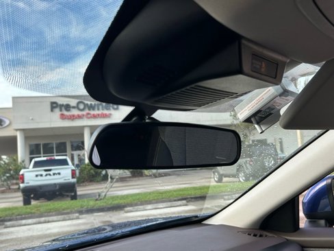 Used 2023 Nissan Rogue SV image 48