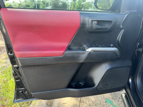 Used 2017 Toyota Tacoma SR5 image 37